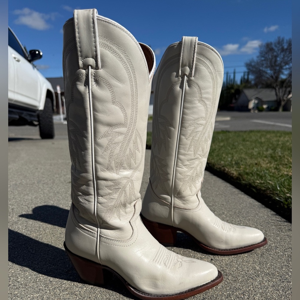 Idyllwind Bright Side White Western Heeled Boots